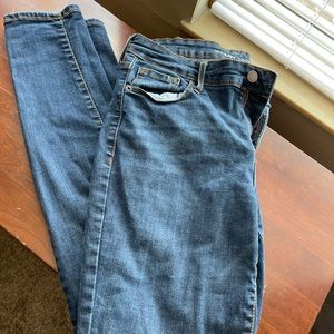 Old navy Rockstar Jeans size 10